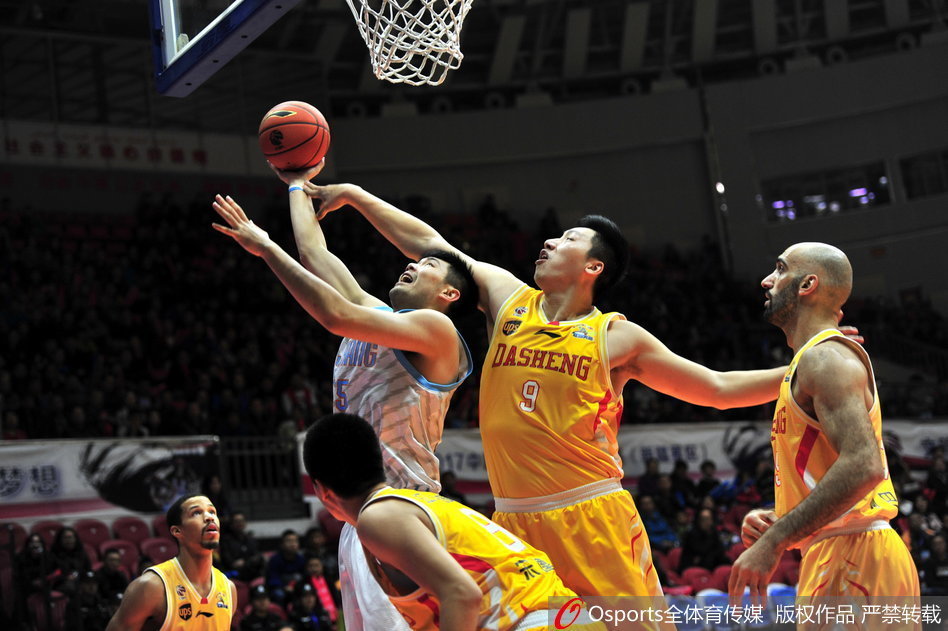 盧：我們最后時(shí)刻的防守沒(méi)什么失誤，只是他們投進(jìn)了