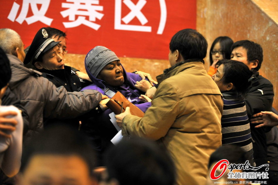 山東泰山面臨一個(gè)棘手問(wèn)題，卡扎伊什維利去留難定，最佳方案浮現