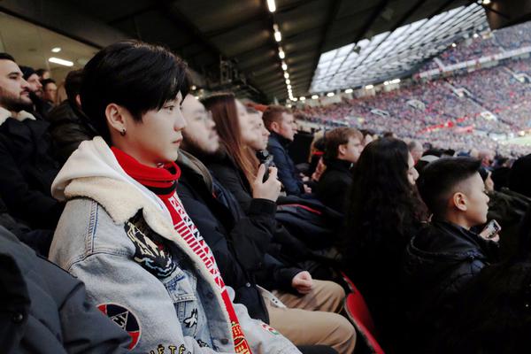 [流言板]格林：史密斯輕松就可以拿到兩雙，我們要有其他人站出來(lái)