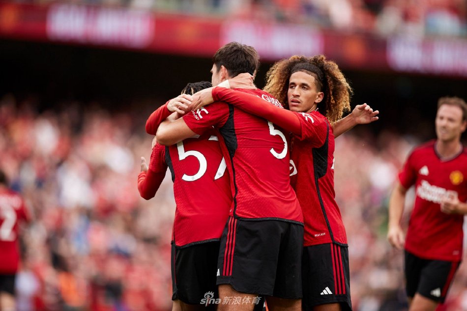 迪馬濟奧：奧卡福從米蘭轉會(huì )到利茲聯(lián)的轉會(huì )費為2100萬(wàn)歐