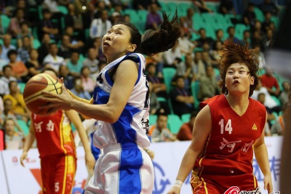 [流言板]還需磨合！巴特勒半場(chǎng)出戰16分鐘，6投2中得到8分1籃板3助攻