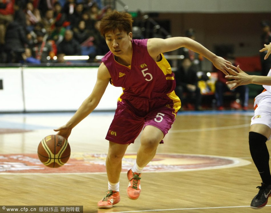 高空轟炸！席爾瓦助飛比塔澤 隨后比塔澤拋傳助席爾瓦空接暴扣