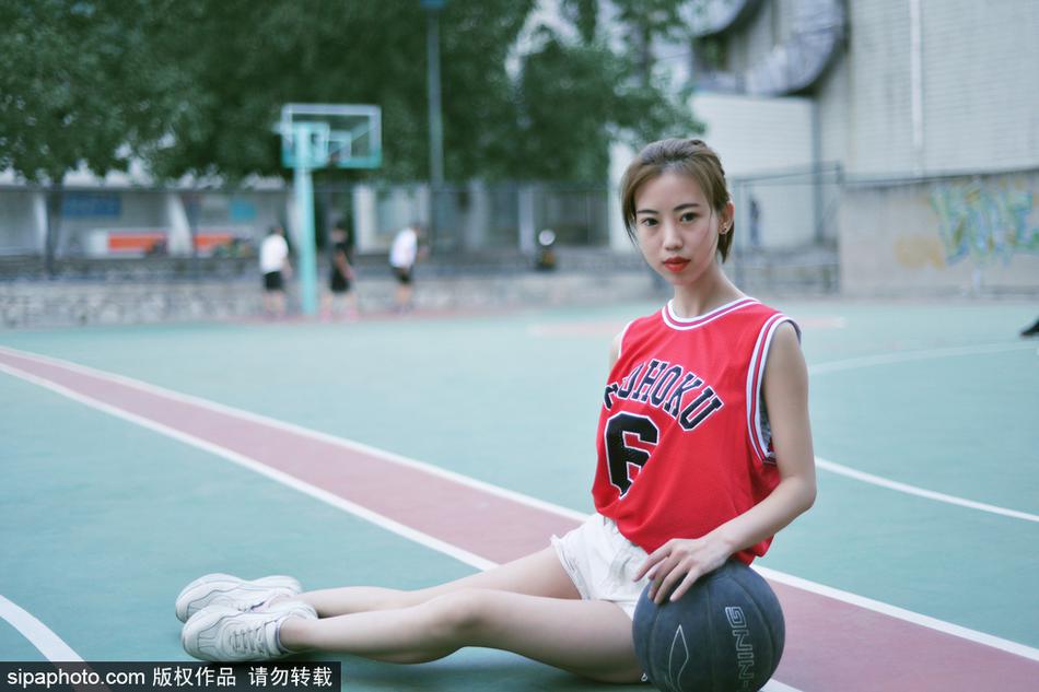 期待已久的手游雷曼：傳奇即將登陸九游，這款手機游戲吸引了大批玩家的關(guān)注，想下載這款游戲，有很多粉絲都在問(wèn)九游小編雷曼：傳奇好玩嗎？雷曼：傳奇值不值得玩？現在就為大家來(lái)簡(jiǎn)單分析下，看看這款游戲的玩法特點(diǎn)