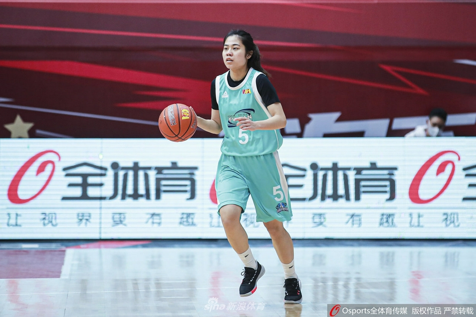 報復性踢J羅后染紅！墨西哥聯(lián)賽官方：對手主教練停賽3場(chǎng)并罰款