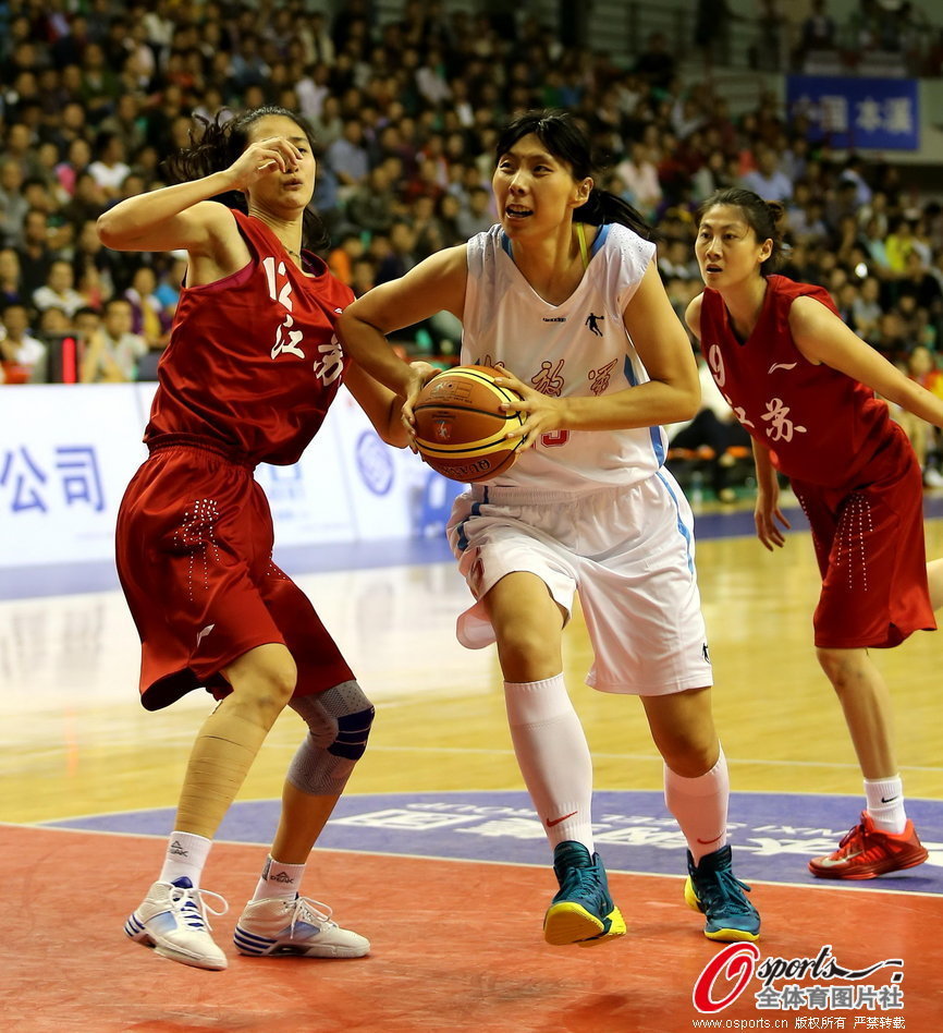 一邊倒！本賽季“騎勇大戰”勇士0