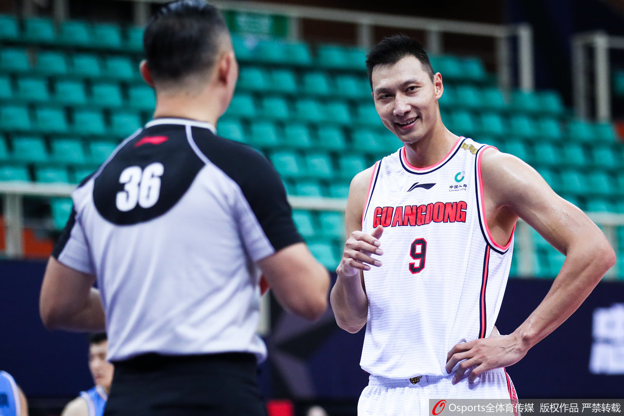 郵報：B費明夏不太可能去沙特，但對加盟歐洲其他聯(lián)賽持開(kāi)放態(tài)度