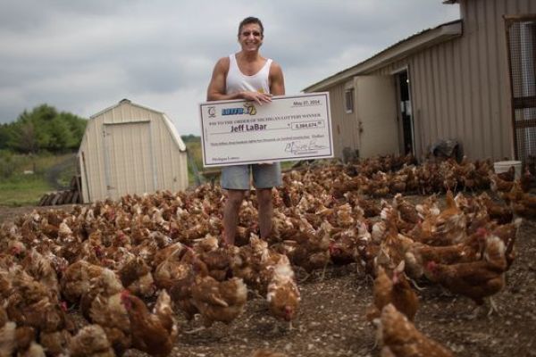 羅馬諾：亞特蘭大聯(lián)接近從紐卡簽下阿爾米隆，轉會(huì )費約1000萬(wàn)鎊