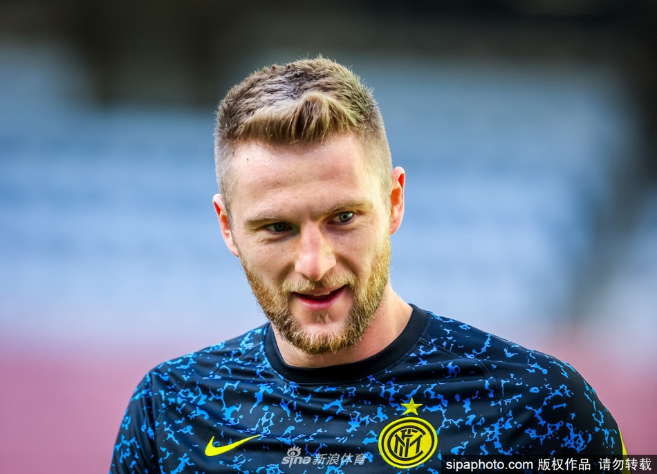 弗里克：希望為奧爾莫和維克托贏(yíng)得比賽，同時(shí)也為團隊贏(yíng)得比賽