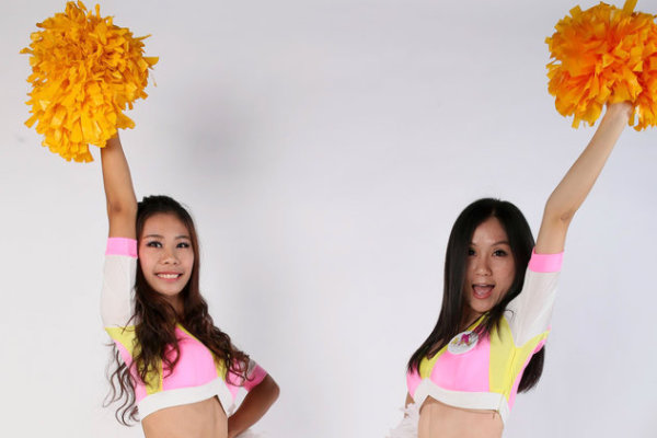 虎撲02月05日訊 今日NBA常規賽，快船97-122不敵湖人。賽后，快船隊記Farbod Esnaashari發(fā)推，談到了本場(chǎng)大比分失利時(shí)，他寫(xiě)道：“今晚湖人把快船給狠狠羞辱了一番，這種情況自科比-