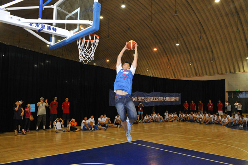 知名網(wǎng)站模擬選秀：湖人狀元選布澤爾兒子 火箭榜眼簽摘天才后衛