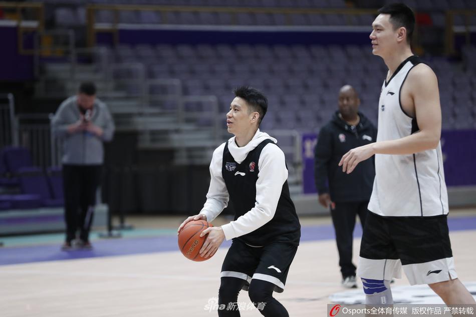 記者：如果沙特球隊再報價(jià)維尼修斯，皇馬高層有人會(huì )持開(kāi)放態(tài)度