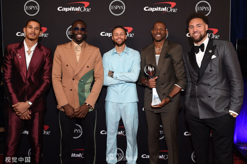 迪馬：利雅得新月3500萬(wàn)歐求購科穆佐，要求球員在本周三做出答復