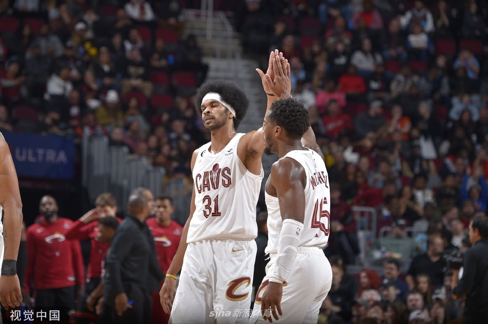 大勝對手！孔帕尼：拜仁憑經(jīng)驗和實(shí)力擊敗霍村 對手上半場(chǎng)踢得好