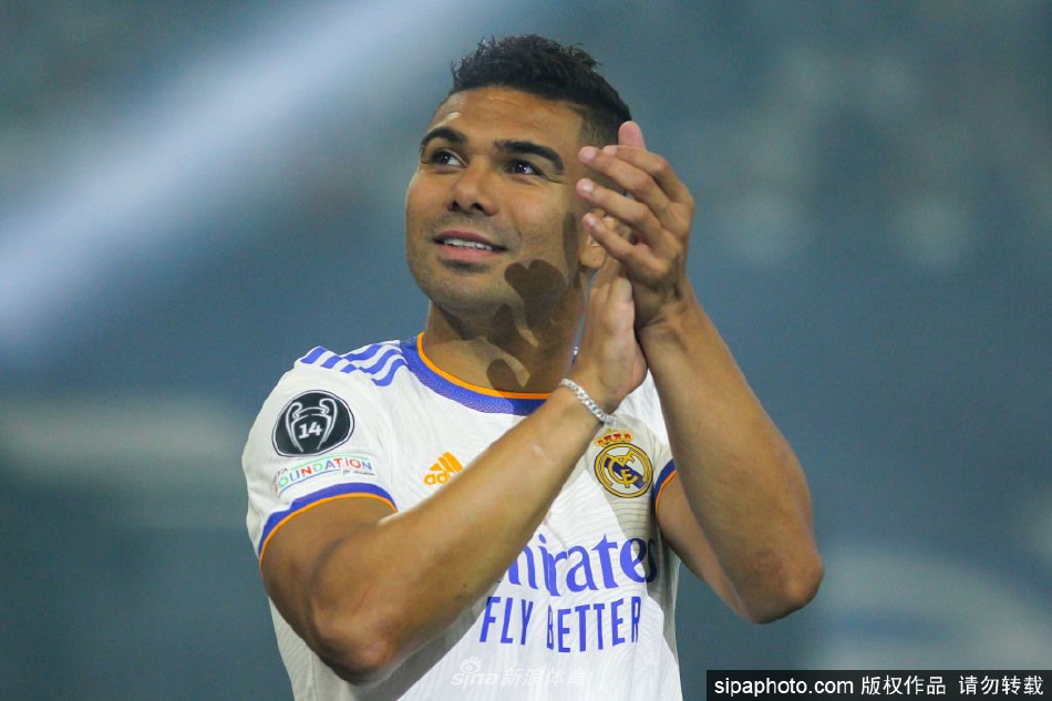 詹?。豪锲纸K于贏(yíng)了，近期必須圍繞?；倏藖?lái)組織進(jìn)攻