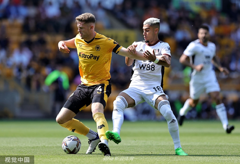 馬卡：所羅門(mén)因其以色列國籍和政治立場(chǎng)，遭到部分球迷抵制