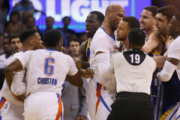 我的世界坩堝怎么用 5大用途與技巧全解析