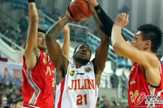 未來(lái)球星！Nike為NCAA女籃球員朱朱·沃特金斯推出PE配色球鞋