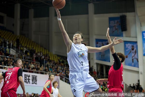 記者：拜仁希望與諾伊爾續約一年，球員將視身體狀況決定是否退役