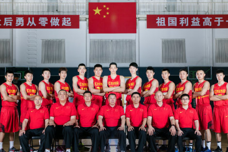 塞鳥(niǎo)入籍關(guān)鍵點(diǎn)是必須拿到身份證，否則將注冊成外援或自由身跟訓