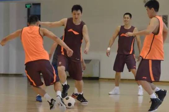 12月19日 NBA常規賽 老鷹vs黃蜂 全場(chǎng)錄像回放